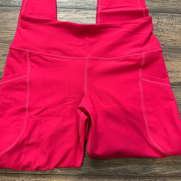 Old Navy Active High-Rise Red Leggings - Picture 1 of 3